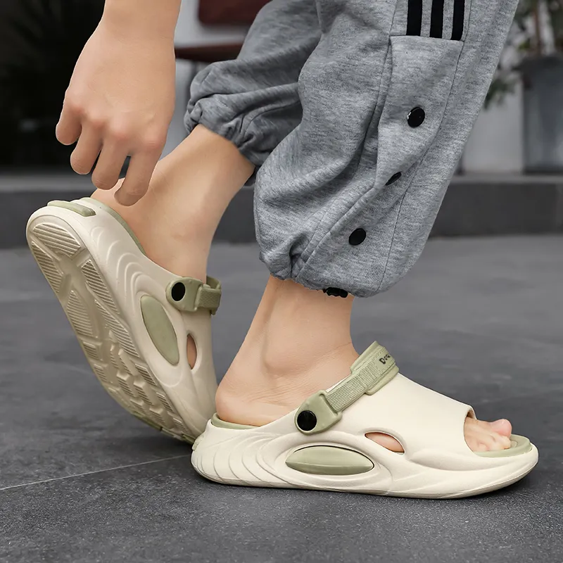 Budding Bear Beach Sandals Men's-3
