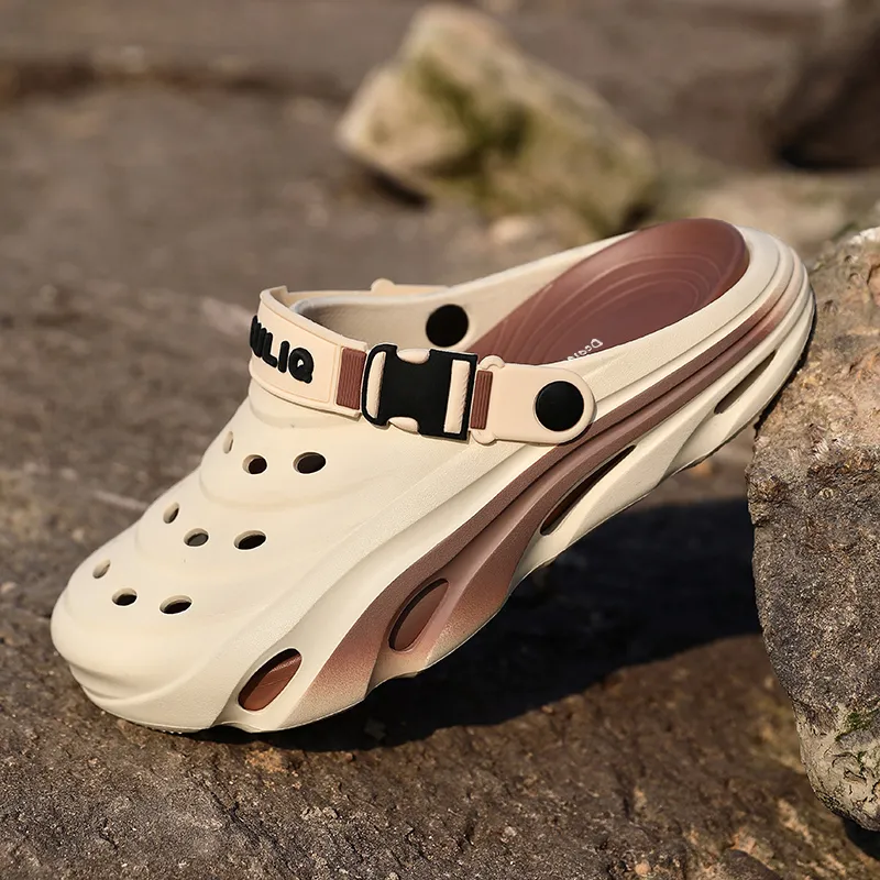 Budding Bear Clogs Men-12