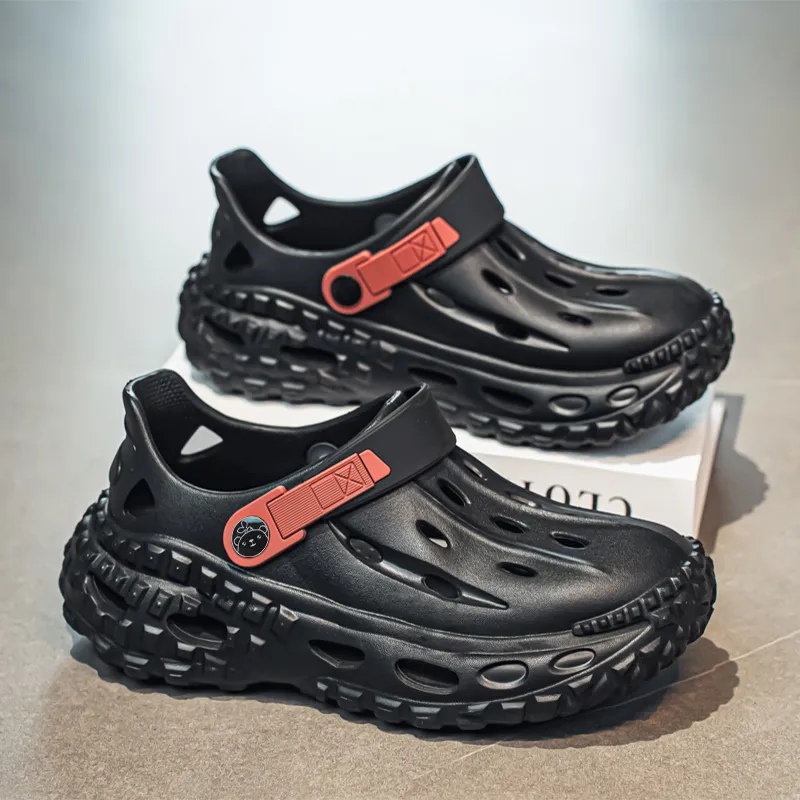 Budding Bear Clogs Men-13