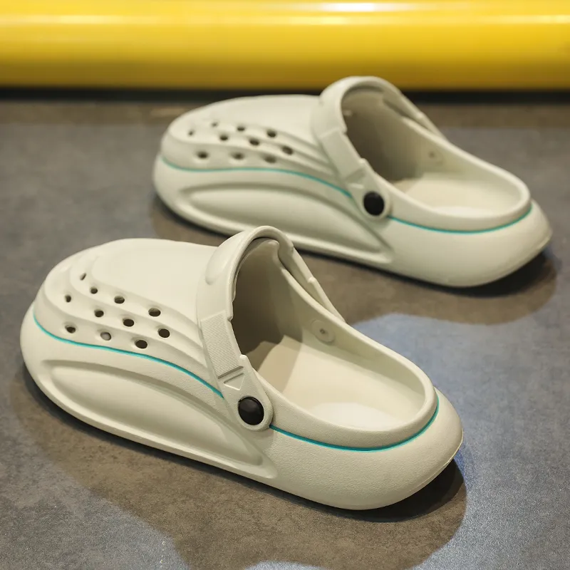 Budding Bear Clogs Men-1