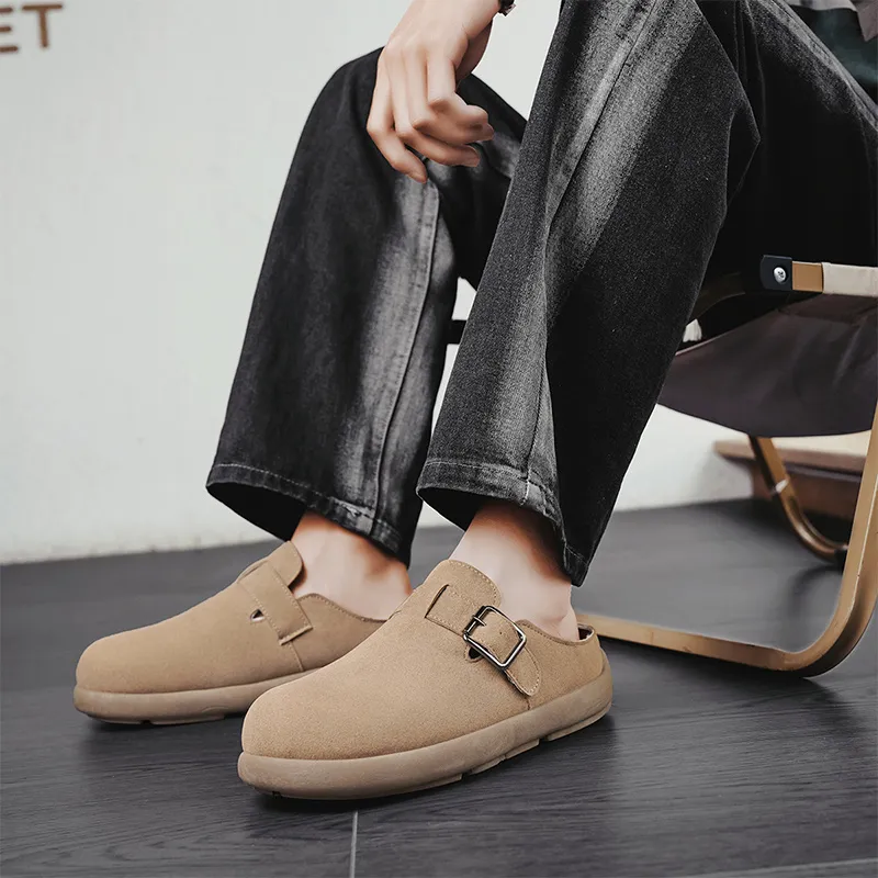 Budding Bear Closed Toe Slippers Men's-9