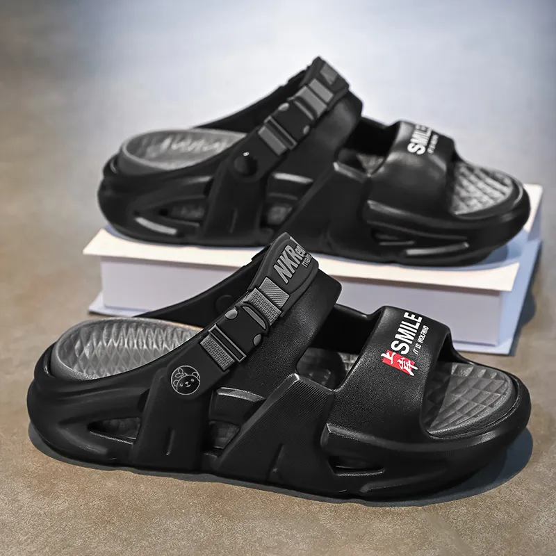 Budding Bear Beach Sandals Men's-1