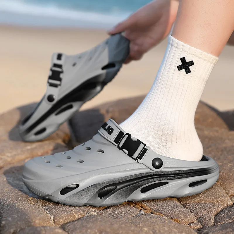 Budding Bear Clogs Men-1