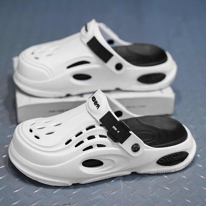 Budding Bear Clogs Men-2
