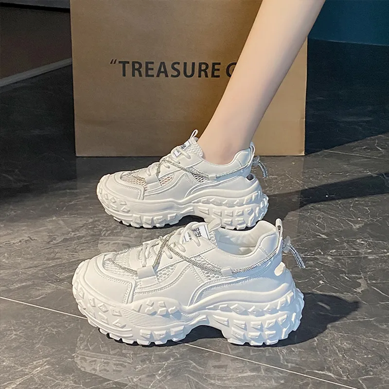 Budding Bear Anti-Slip Wear-Resistant Breathable Height Increasing Low-Top Chunky Sneakers Women's Box-11