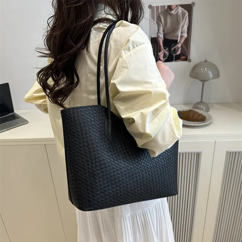 Kewuku PU Shoulder Bag Unisex Ecru/Silver/Black/Coffee-15