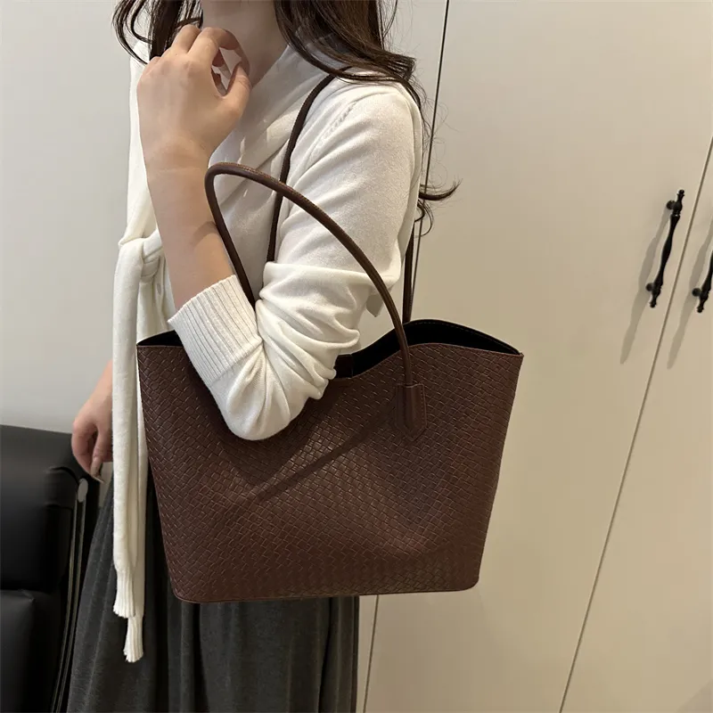 Kewuku PU Shoulder Bag Unisex Ecru/Silver/Black/Coffee-20
