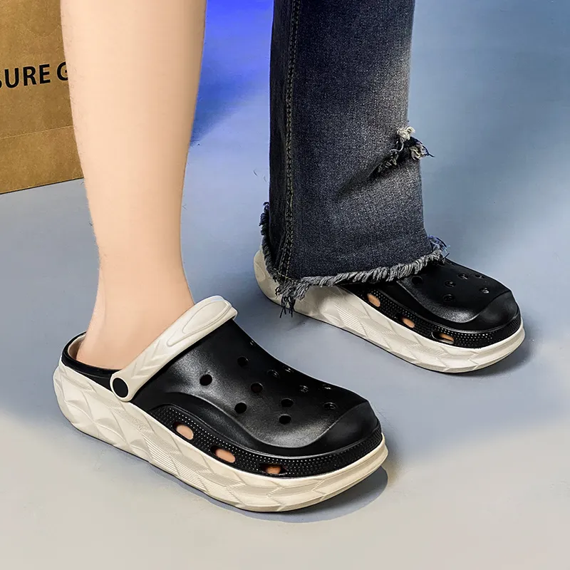 Budding Bear Clogs Men-11