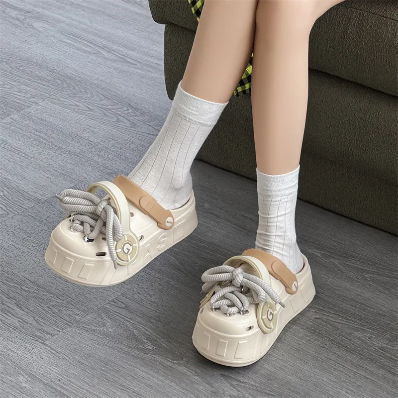 Budding Bear Clogs Women's-14