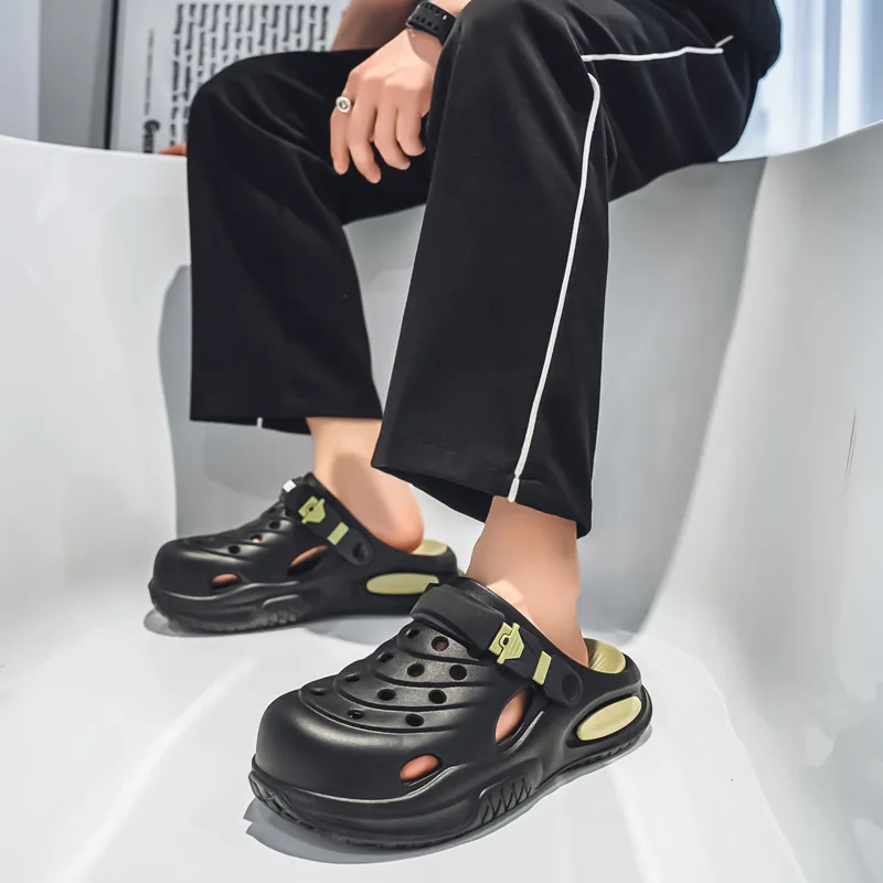 Budding Bear Clogs Men-11