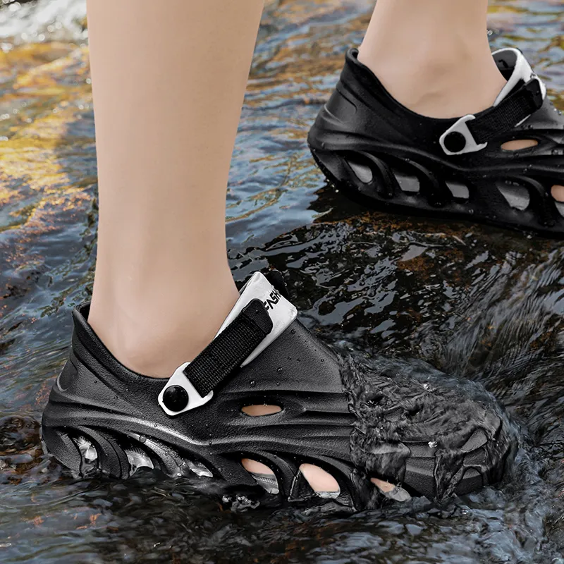 Budding Bear Clogs Men-9