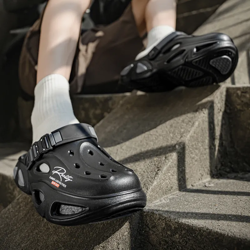 Budding Bear Clogs Men-12