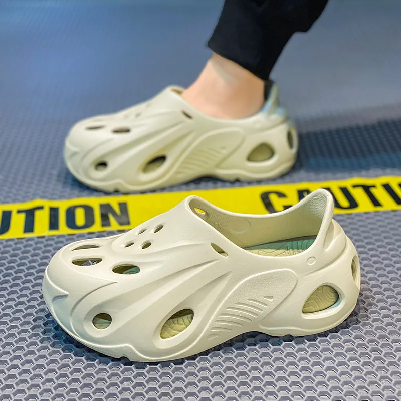 Budding Bear Clogs Men-3