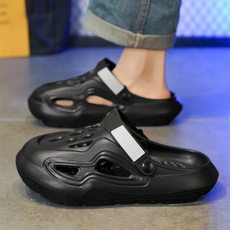 Budding Bear Clogs Men-15