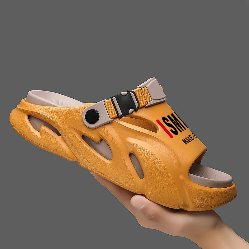 Budding Bear Beach Sandals Unisex-8
