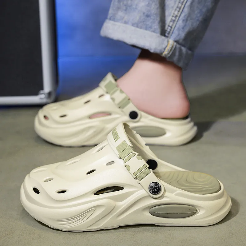 Budding Bear Clogs Men-11