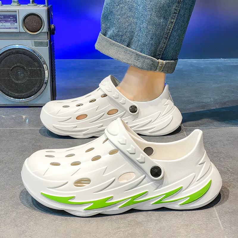 Budding Bear Clogs Men-4
