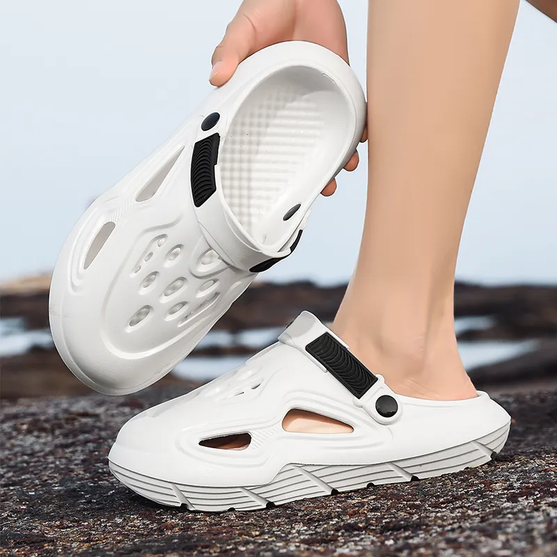 Budding Bear Clogs Men-3