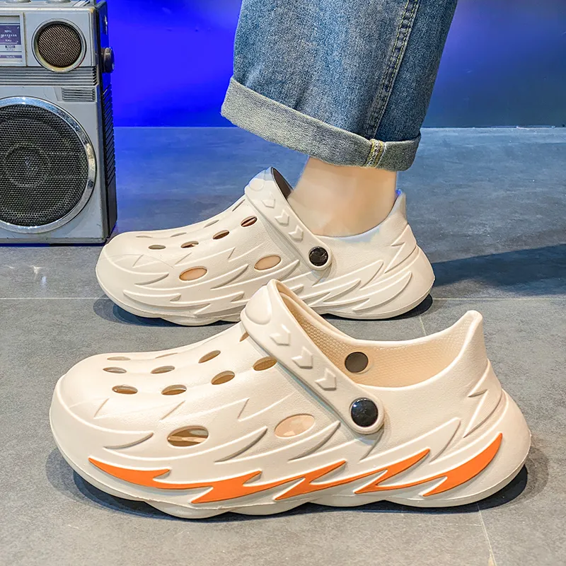 Budding Bear Clogs Men-14