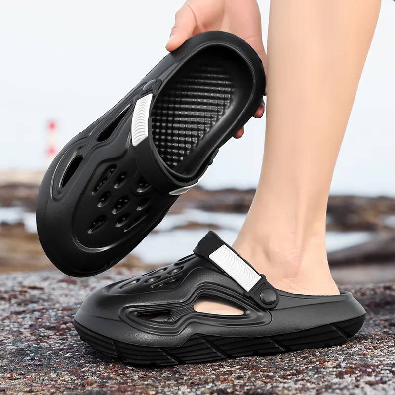 Budding Bear Clogs Men-14