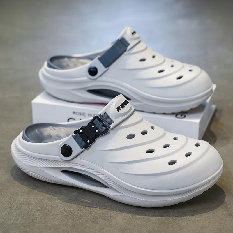 Budding Bear Clogs Men-2