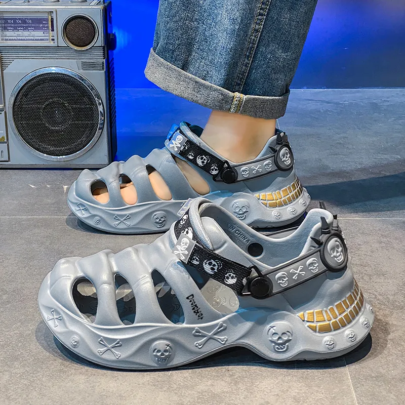 Budding Bear Clogs Men-10