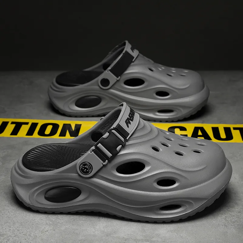 Budding Bear Clogs Men-7