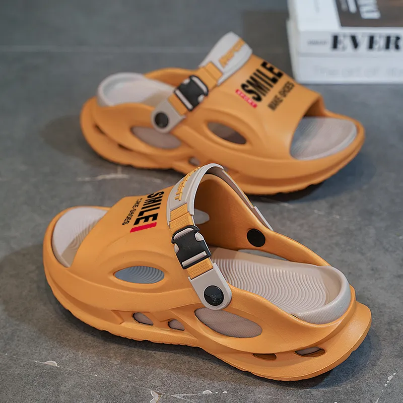 Budding Bear Beach Sandals Unisex-1