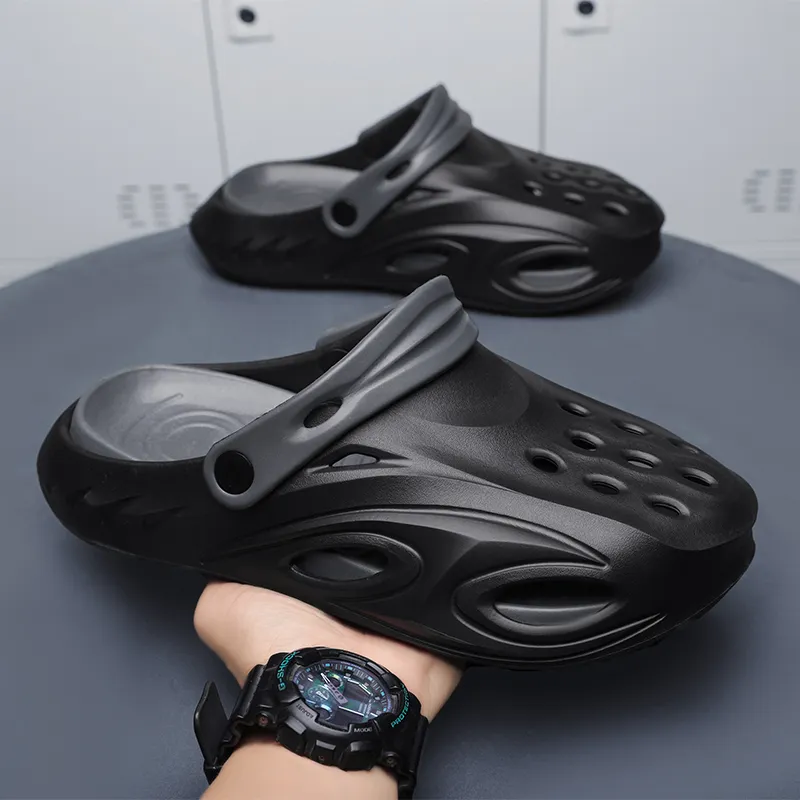 Budding Bear Clogs Men-3