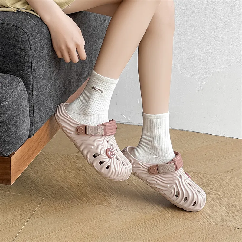 Budding Bear Clogs Women's-12