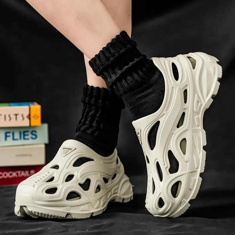 Budding Bear Clogs Men-2