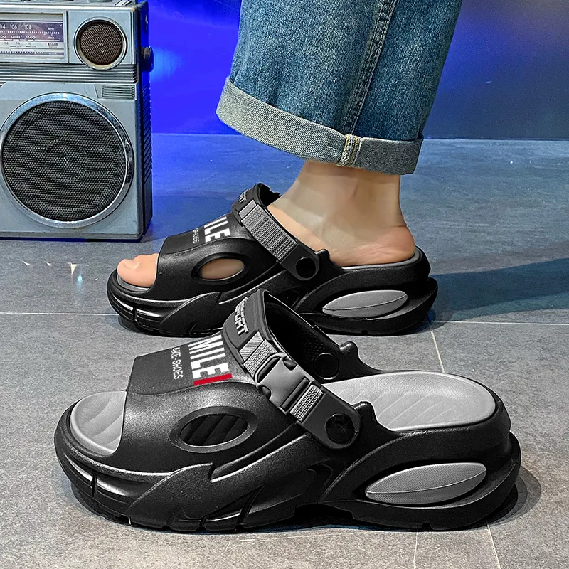 Budding Bear Beach Sandals Unisex-6
