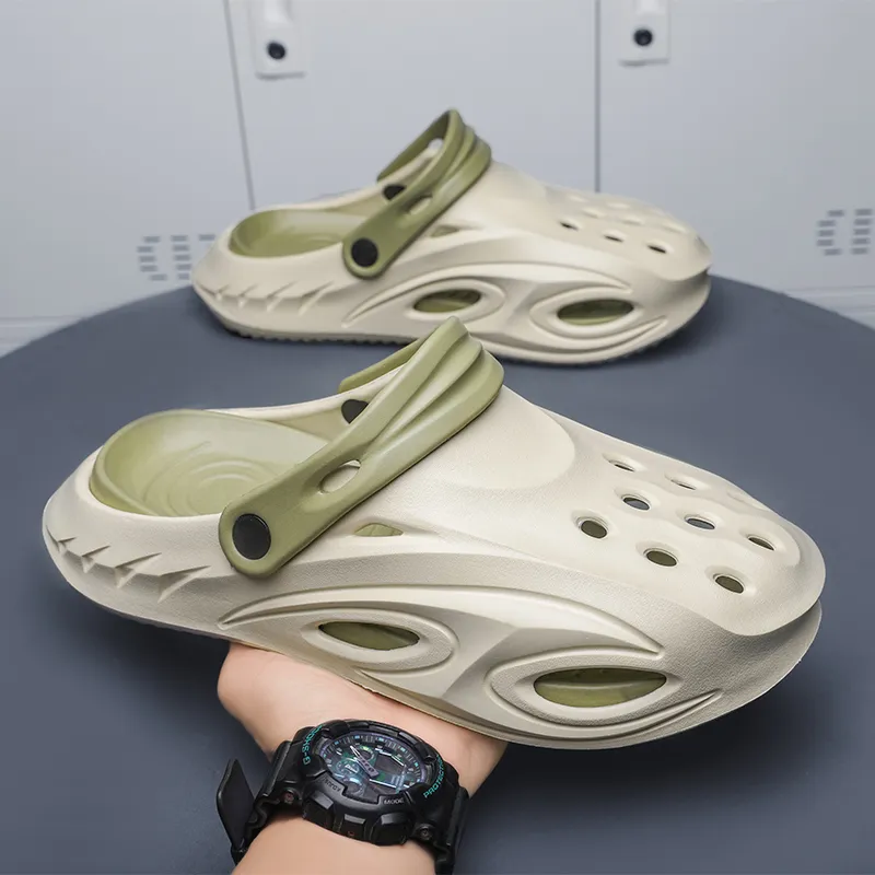 Budding Bear Clogs Men-15