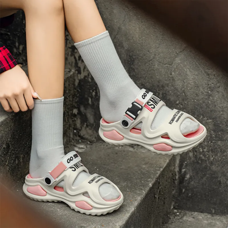 Budding Bear Beach Sandals Unisex-23