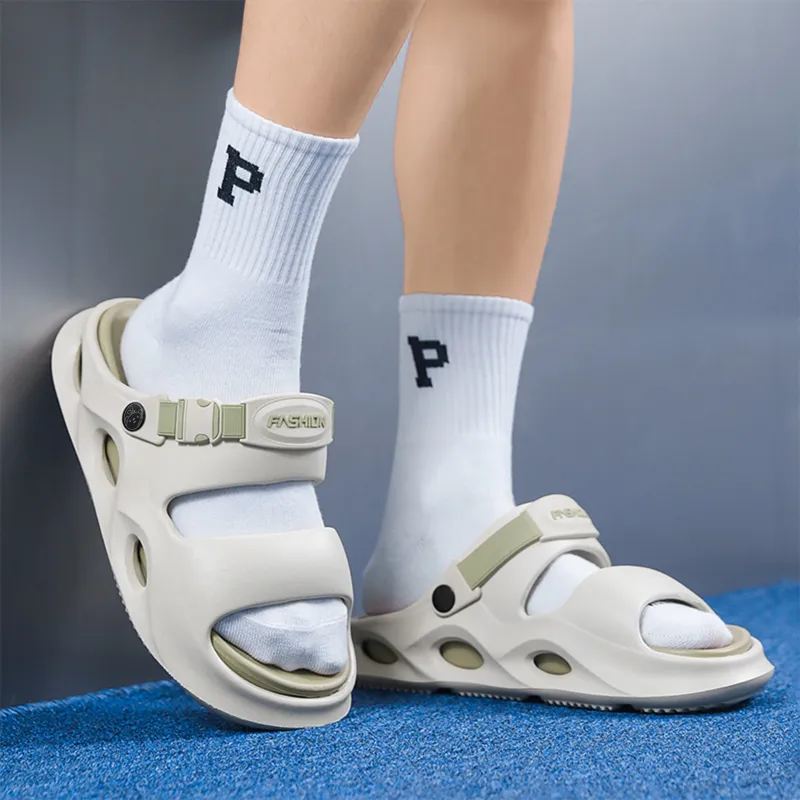 Budding Bear Beach Sandals Men's-15
