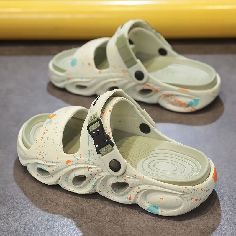 Budding Bear Beach Sandals Men's-4