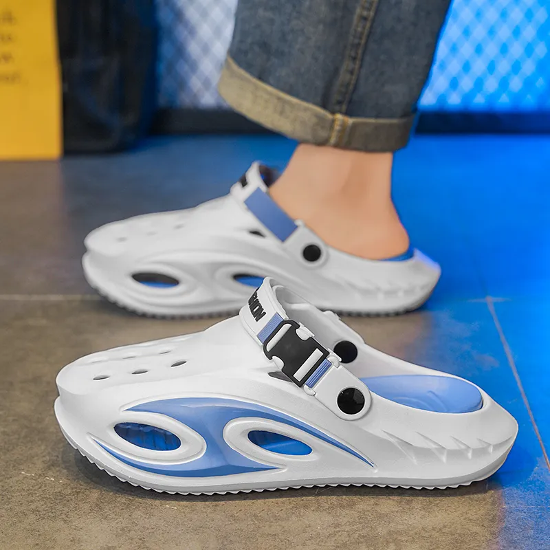 Budding Bear Clogs Men-11