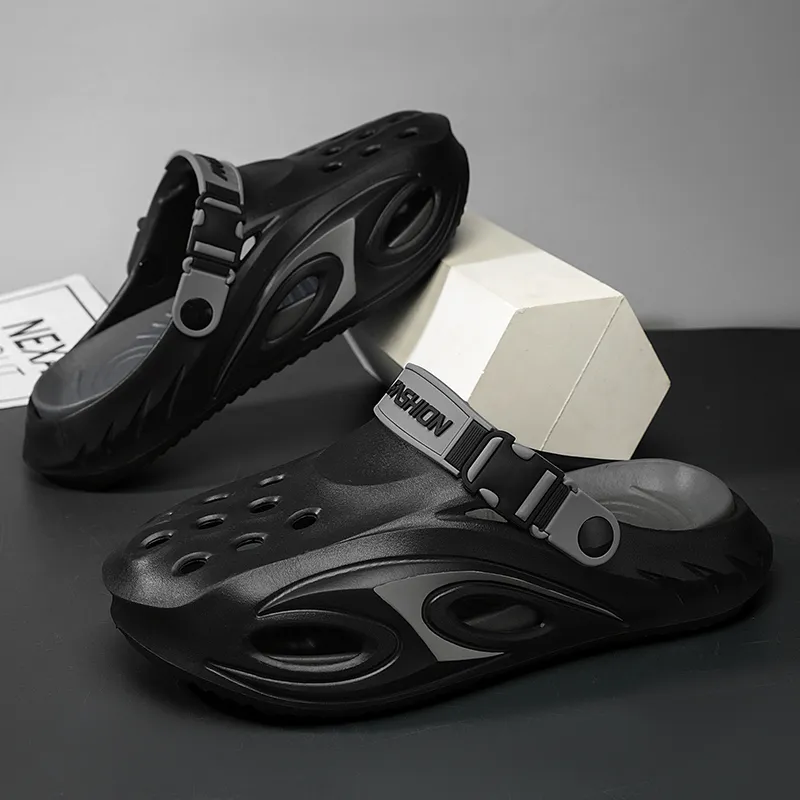 Budding Bear Clogs Men-10