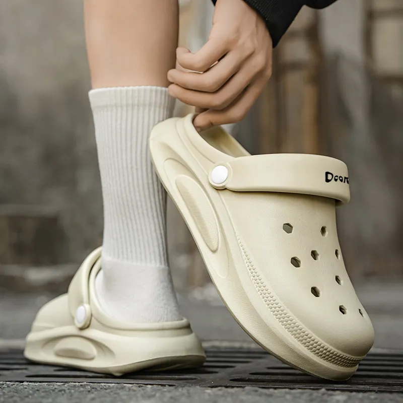 Budding Bear Clogs Unisex-9