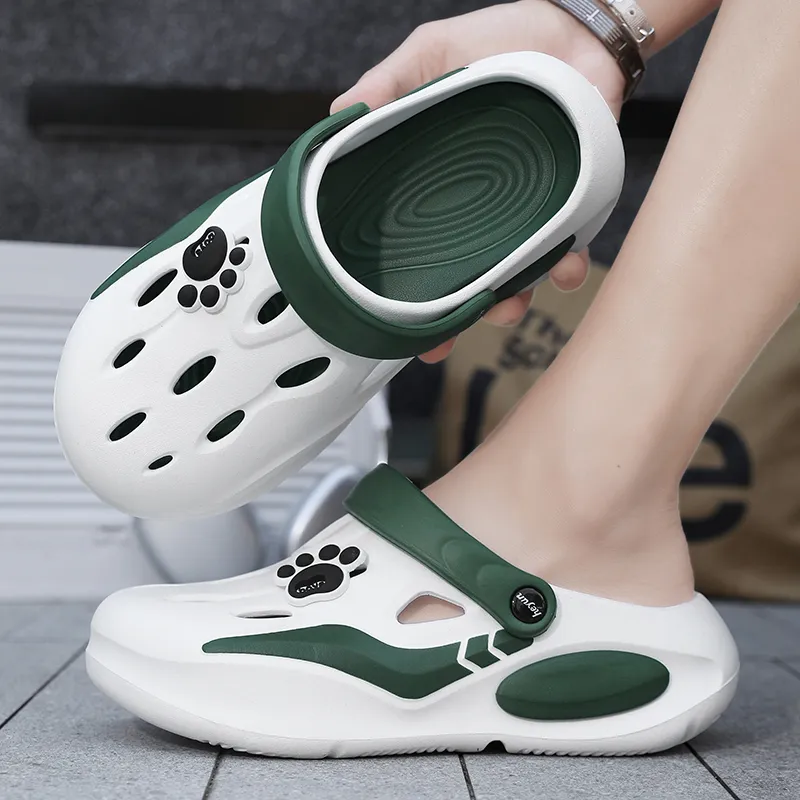 Budding Bear Clogs Men-6