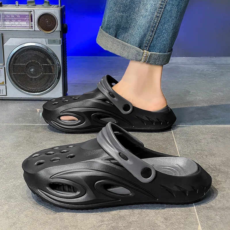 Budding Bear Clogs Men-4