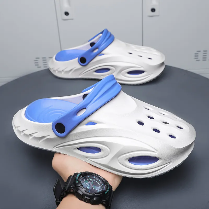 Budding Bear Clogs Men-9