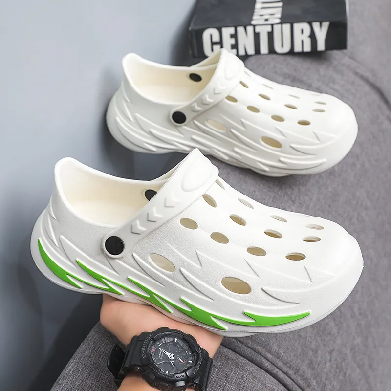 Budding Bear Clogs Men-3