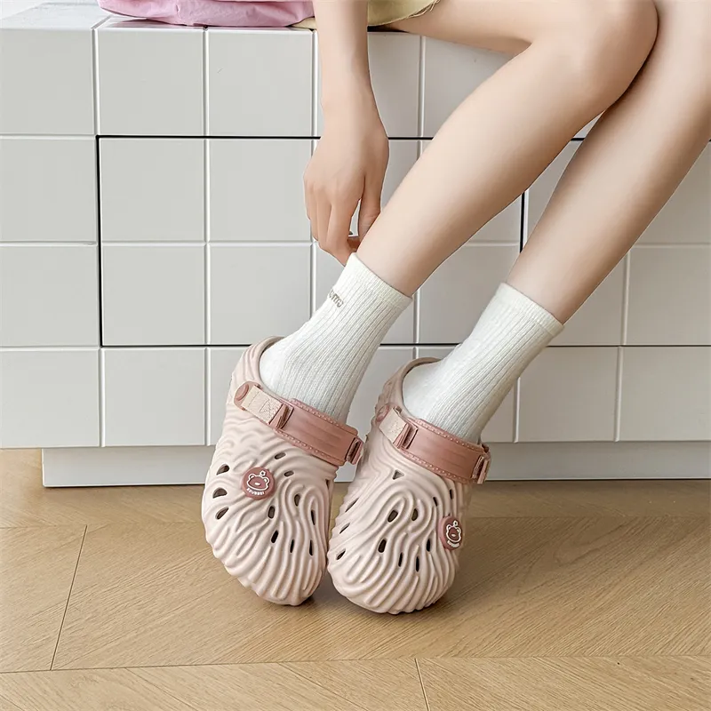 Budding Bear Clogs Women's-13