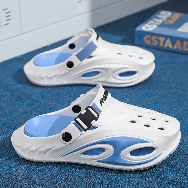 Budding Bear Clogs Men-9