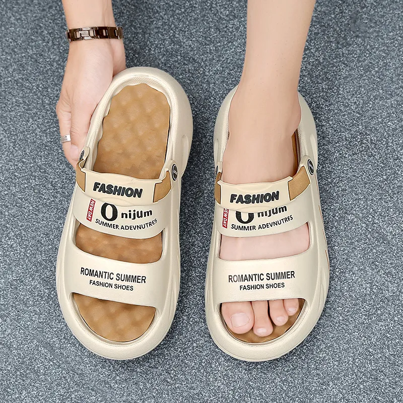 Budding Bear Beach Sandals Men's Box-11