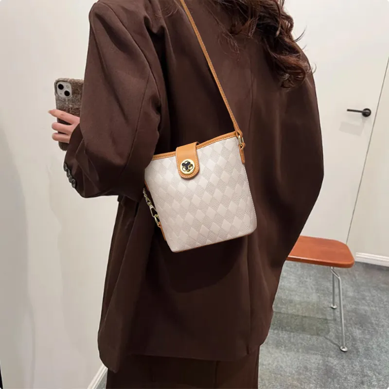 PT'SON Cow Leather Bucket Bag, Shoulder Bag, Crossbody Bag Regular Women's Ecru-2