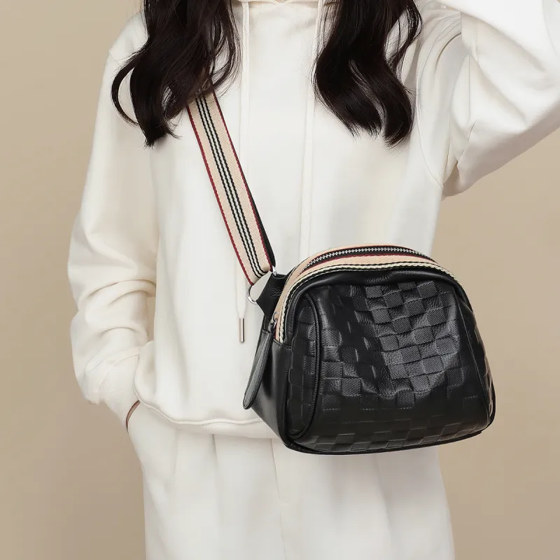 PT'SON Cow Leather With Synthetic Leather Shoulder Bag, Crossbody Bag, Dome Bag Regular Women's Black-2