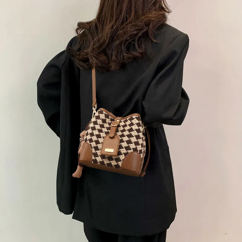 PT'SON Fabric Bucket Bag, Shoulder Bag, Crossbody Bag Regular Women's Brown-1