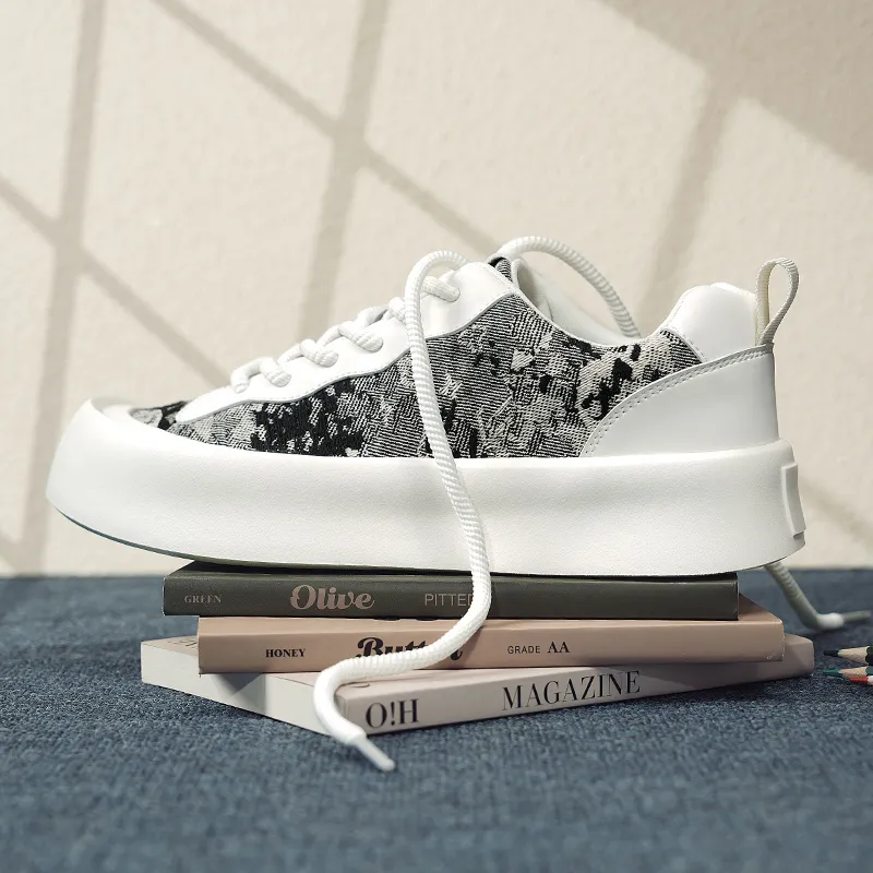 Budding Bear Low Top Skateboard Shoes Men's-2